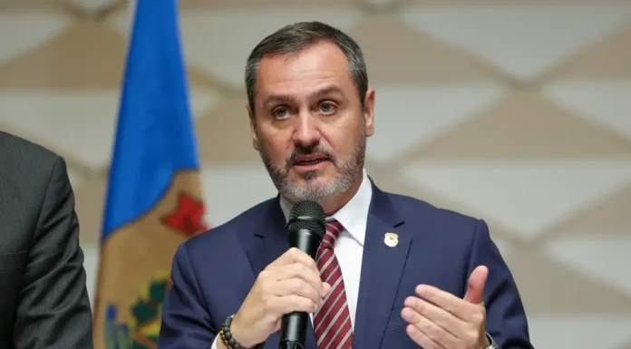 PF aguarda decisão na Bolívia para trazer líder de facção criminosa