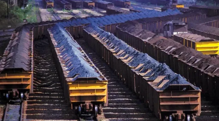 Fazenda aumenta para 2,4% estimativa para o PIB este ano