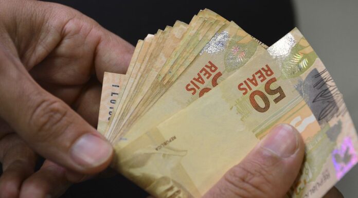 É falso que novo cadastro vai aumentar imposto de aluguel, diz governo
