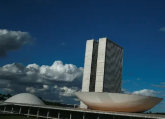 Estudo mapeia “bancada da bala”, que tem poucos projetos sobre armas