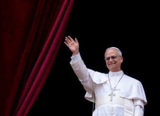 Papa critica tratamento “desumano” de imigrantes nos EUA