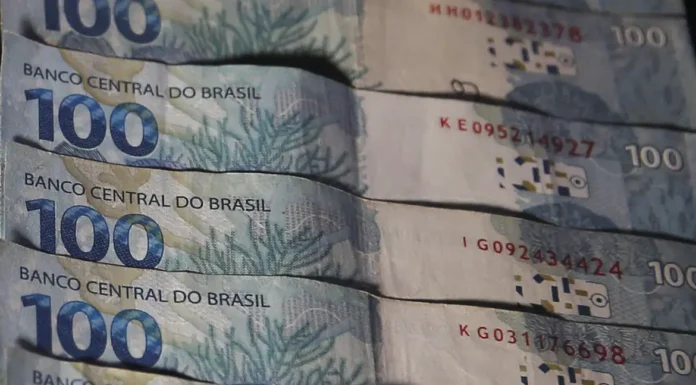 Dívida Pública sobe 1,44% em abril e supera R$ 7,6 tri