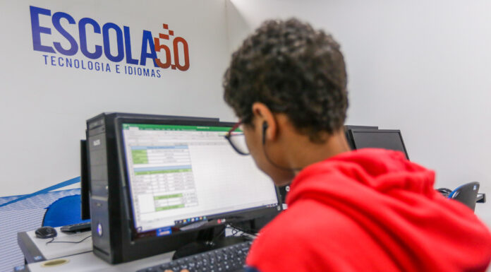 Escola 5.0 de Itapevi abre inscrições para cursos de idiomas e desenvolvimento pessoal