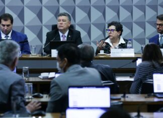 Ex-integrante de Conselho diz na CPI que alertou sobre fraudes no INSS