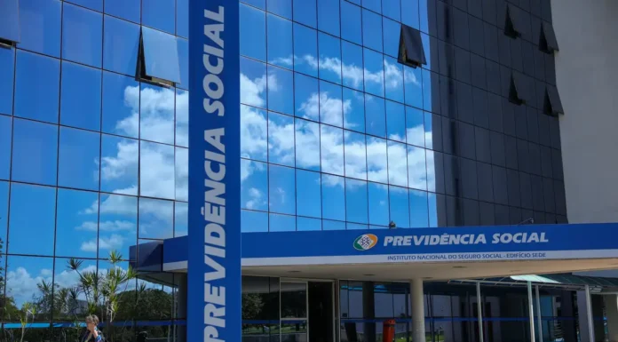 PF cumpre em Sergipe mandados contra suspeitos de fraude no INSS