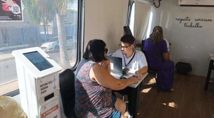 Cidadania Itinerante leva serviços essenciais para zona Leste da capital