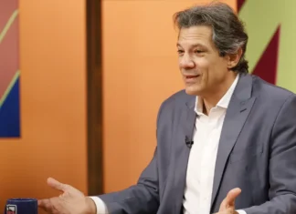 Governo prepara MP para recalibrar IOF e aumentar arrecadação