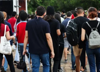 Estudantes têm até as 23h59 desta sexta para fazer a inscrição no Enem