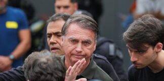 Bolsonaro passa por audiência de custódia neste domingo