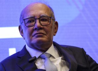 Gilmar nega blindagem do STF e diz que Lei do Impeachment “caducou”