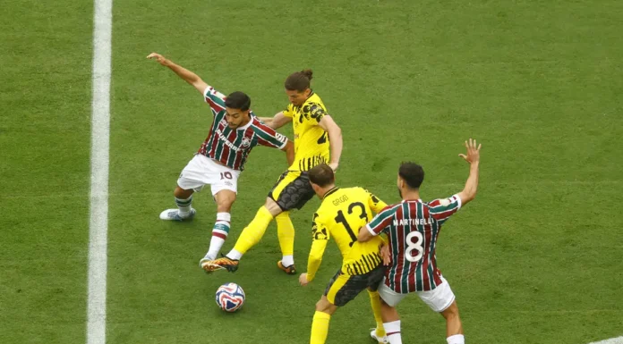 Flu domina Borussia, mas fica no 0 a 0 na estreia do Mundial de Clubes