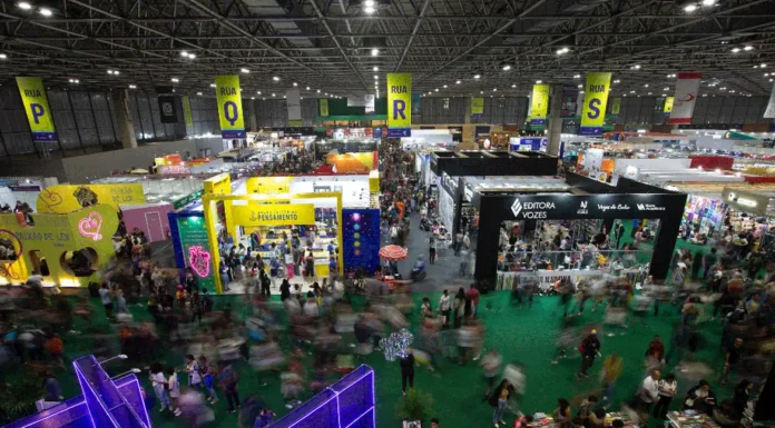 Bienal do Livro no Rio tem recorde de 740 mil visitantes