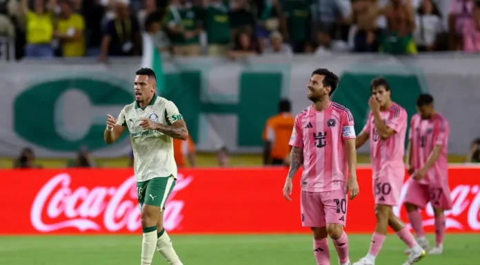 Palmeiras arranca empate com Miami e avança em primeiro no Grupo A