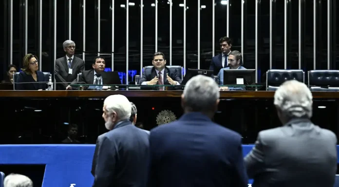 Senado aprova cota de 30% para mulheres em conselhos de estatais