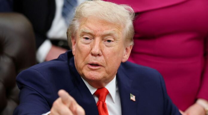 Trump diz que Estados Unidos “estão prontos para ajudar o Irã”