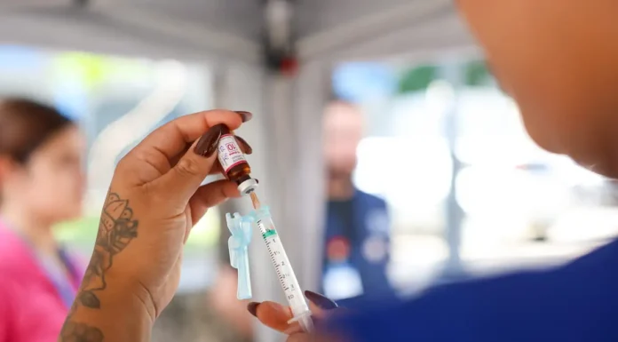 Dose de reforço de vacina contra meningite terá proteção maior