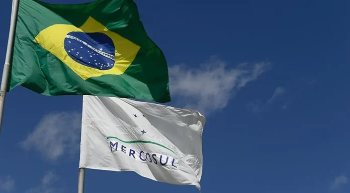Presidentes vão flexibilizar tarifas comerciais do Mercosul