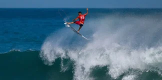 Italo Ferreira brilha com aéreo para alcançar quartas da etapa do Rio