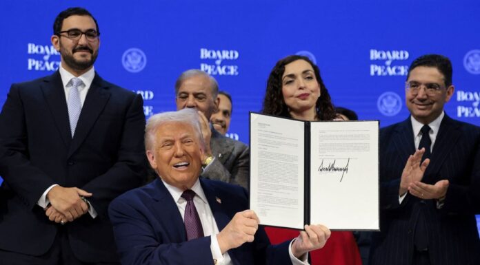 Trump lança em Davos Conselho de Paz criado por ele