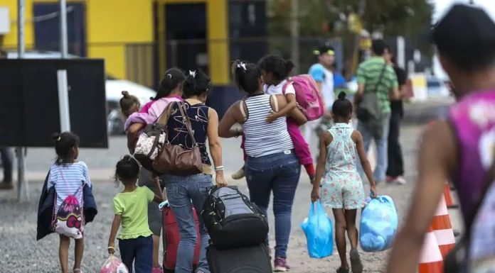 Brasil: venezuelanas têm dificuldade de integração socioeconômica