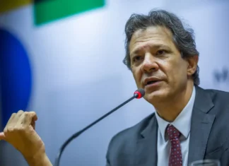 Haddad: bets ganham fortuna, mas mandam dinheiro para fora do país