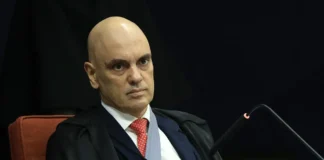 Moraes diz que Eduardo Bolsonaro interfere em processo na Corte