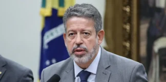 Lira amplia redução parcial de IR para quem ganha até R$ 7.350
