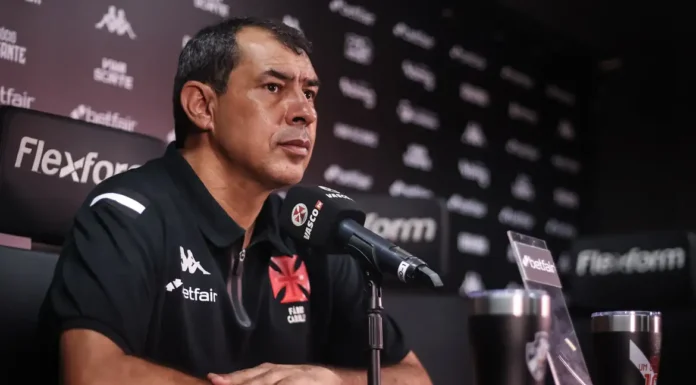 Vitória anuncia contratação do técnico Fabio Carille