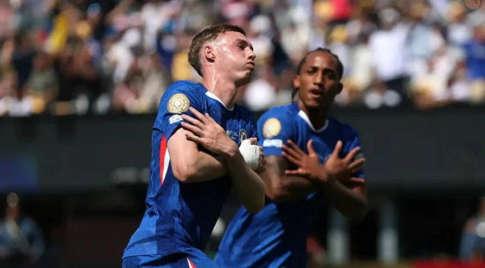 Sob a batuta de Palmer, Chelsea derrota PSG para conquistar o mundo