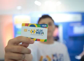 Pé-de-Meia será pago ainda neste mês, diz ministro da Educação