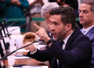 Janones é suspenso por três meses em Conselho de Ética da Câmara
