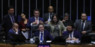 Câmara aprova PL que simplifica regras para licenciamento ambiental