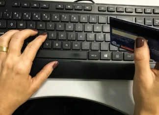 Associação pede inclusão de sites dos EUA em lista de pirataria
