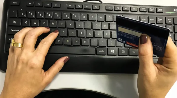 Associação pede inclusão de sites dos EUA em lista de pirataria