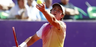 João Fonseca perde para Alexandre Müller e dá adeus ao Rio Open