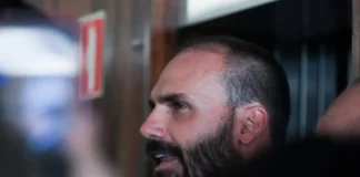 Câmara: PT pede suspensão do mandato de Eduardo Bolsonaro