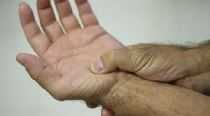 Lei define fibromialgia como deficiência em todo país a partir de 2026