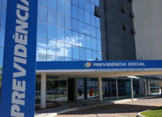 INSS afasta 4 servidores por suposta ligação com descontos ilegais