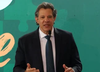 Haddad entrega hoje a Lula plano contra efeitos do tarifaço dos EUA