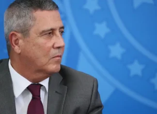 Moraes mantém prisão do general Braga Netto