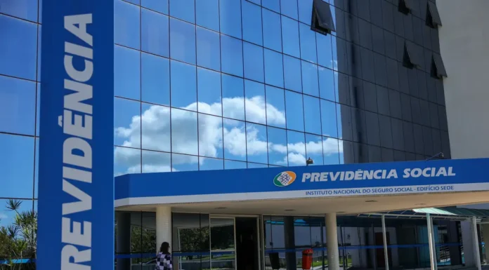 Governo define regra para reavaliação de BPC de pessoa com deficiência