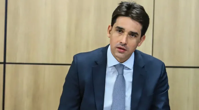 Brasil amenizará efeitos do tarifaço com novos mercados, diz ministro