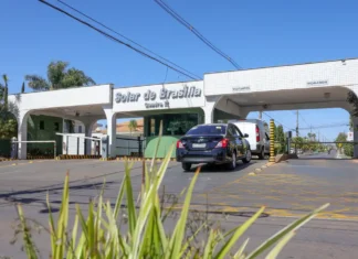 Moraes autoriza Bolsonaro a deixar prisão domiciliar para fazer exames