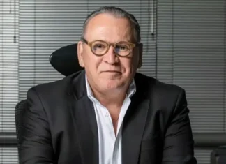 Dono da Ultrafarma e diretor da Fast Shop são soltos em São Paulo