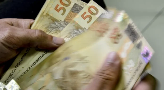 Senado ouve trabalhadores sobre aumento da faixa de isenção do IR