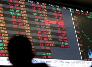 Bolsa bate recorde e dólar cai após reunião entre Lula e Trump