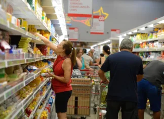 Cesta básica fica mais cara em 17 capitais em dezembro