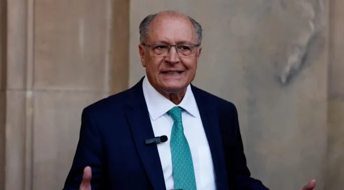 Alckmin diz que “Judiciário tem a última palavra” sobre anistia