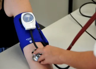 Pressão 12 por 8 passa a ser considerada pré-hipertensão