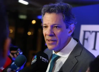 Haddad não vai à ONU para acompanhar possível votação de isenção do IR